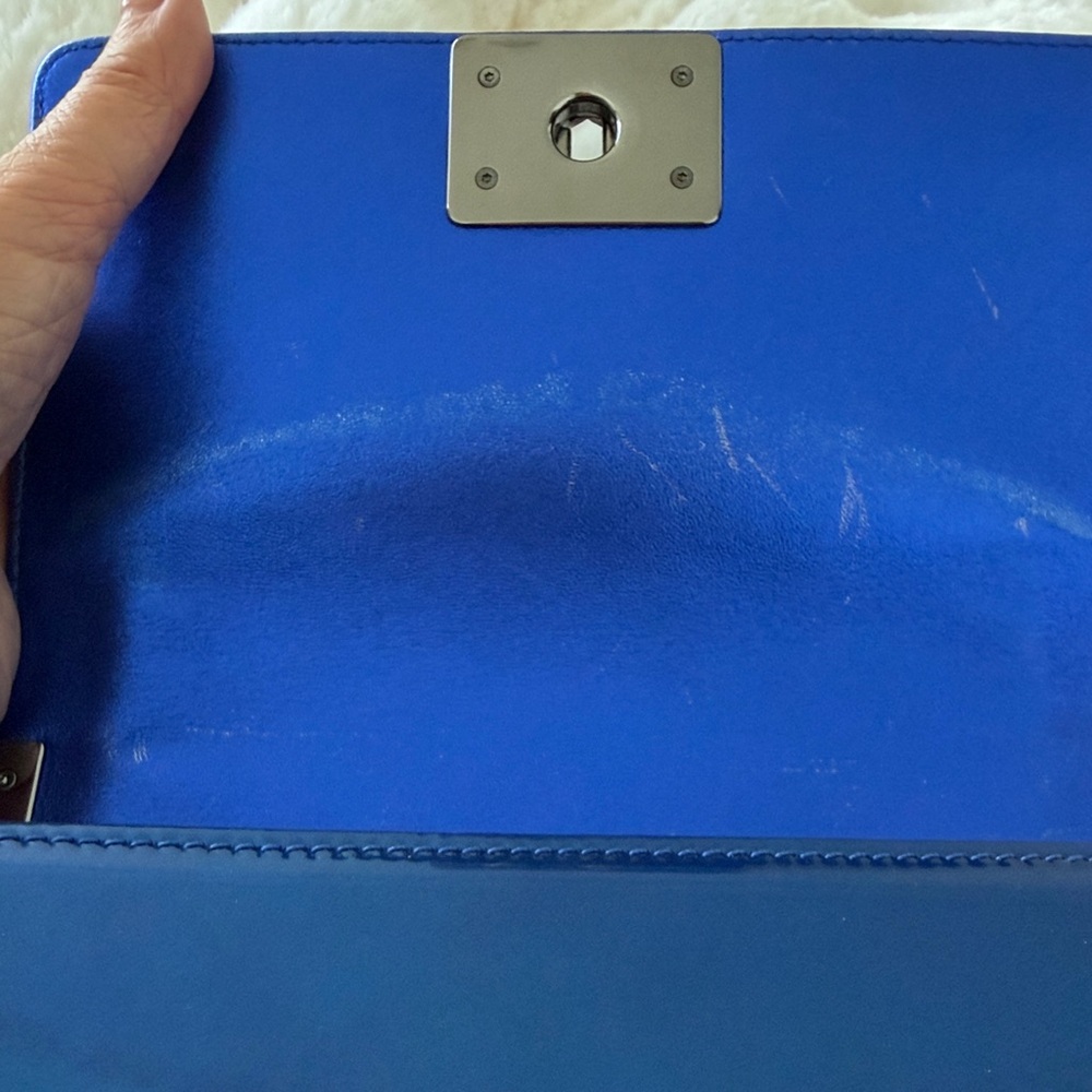CHANEL Small Boy Bag - Picture 17 of 17